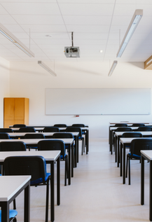 salle de classe intérieure